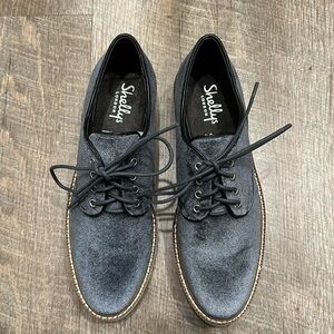 Shellys London steel blue velvet platform lace up white sole Oxford size 7 1/2